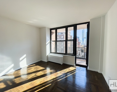 East 35 Street - Photo Thumbnail 1
