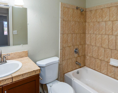 3525 E Hearn Road - Photo Thumbnail 7