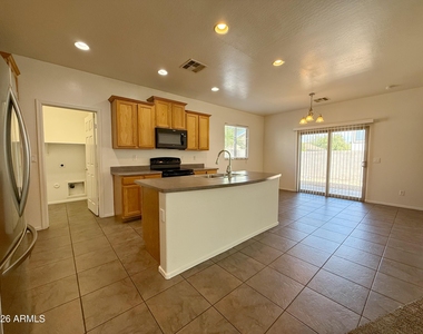 7213 N 72nd Drive - Photo Thumbnail 13