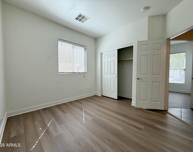 7213 N 72nd Drive - Photo Thumbnail 7