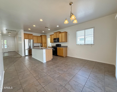 7213 N 72nd Drive - Photo Thumbnail 18