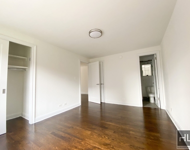 E 16 St - Photo Thumbnail 6