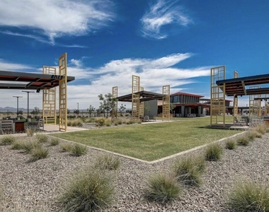 11878 E Aster Lane - Photo Thumbnail 32