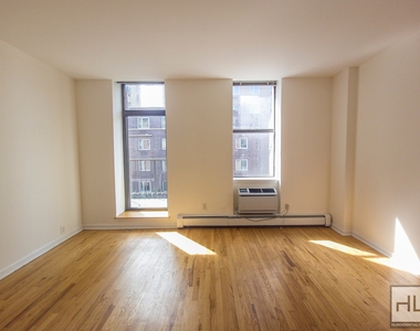 East 12th Street - Photo Thumbnail 2