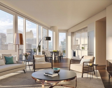 East 44th Street - Photo Thumbnail 16