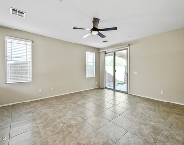 2520 E Boston Street - Photo Thumbnail 3
