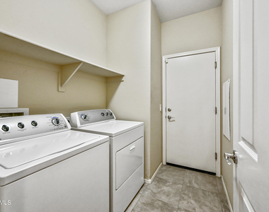 2520 E Boston Street - Photo Thumbnail 20