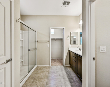 2520 E Boston Street - Photo Thumbnail 12