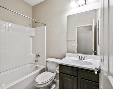 2520 E Boston Street - Photo Thumbnail 17