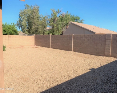 1723 E Erie Street - Photo Thumbnail 19