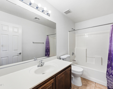 5209 W Shaw Butte Drive - Photo Thumbnail 19