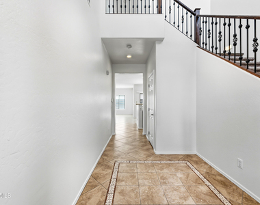 5209 W Shaw Butte Drive - Photo Thumbnail 2