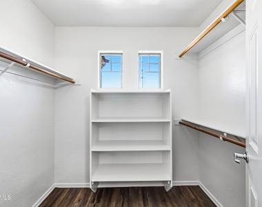 5209 W Shaw Butte Drive - Photo Thumbnail 16