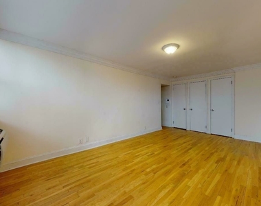 West 68th Street - Photo Thumbnail 1
