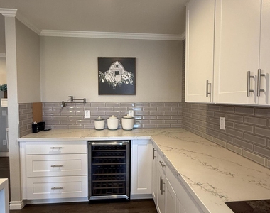 25208 S Angora Court - Photo Thumbnail 5