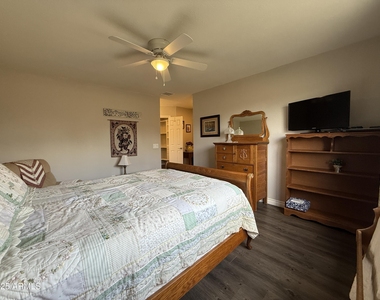 25208 S Angora Court - Photo Thumbnail 18
