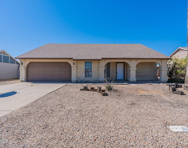 11926 N 78th Drive - Photo Thumbnail 1