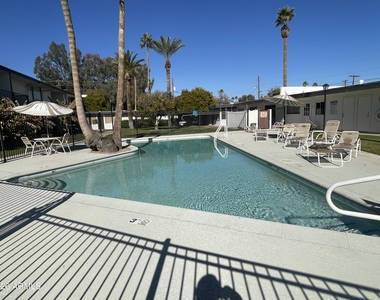 3242 E Camelback Road - Photo Thumbnail 15