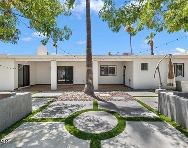 6828 E Ludlow Drive - Photo Thumbnail 29