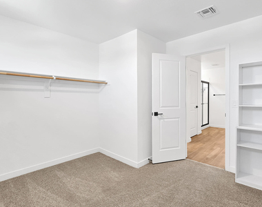27156 N 169th Drive - Photo Thumbnail 30