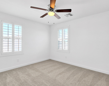 27156 N 169th Drive - Photo Thumbnail 37