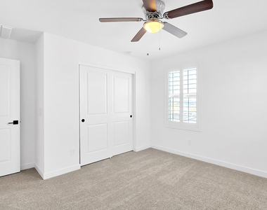 27156 N 169th Drive - Photo Thumbnail 38