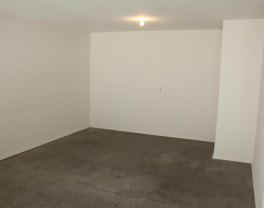 14129 N 133rd Drive - Photo Thumbnail 25