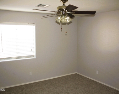 14129 N 133rd Drive - Photo Thumbnail 19