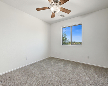 3853 E Claxton Avenue - Photo Thumbnail 34
