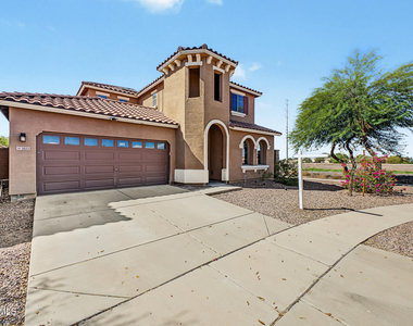 3853 E Claxton Avenue - Photo Thumbnail 4
