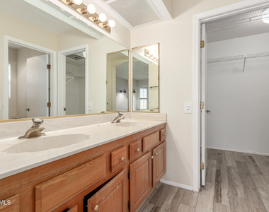 17619 N 133rd Drive - Photo Thumbnail 16