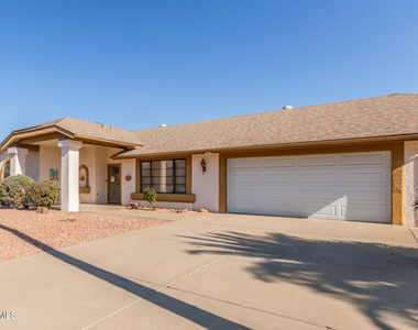 17619 N 133rd Drive - Photo Thumbnail 3