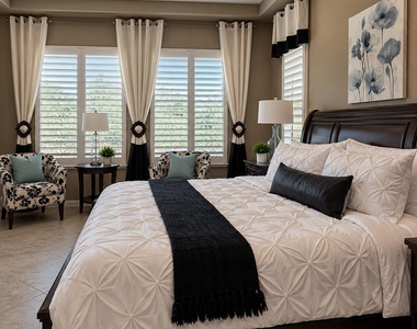 4210 N Potomac Drive - Photo Thumbnail 18
