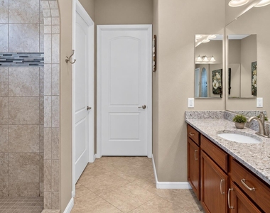 4210 N Potomac Drive - Photo Thumbnail 21