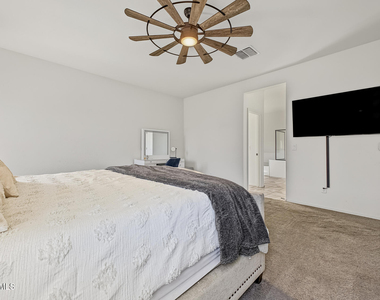 14969 S 180th Drive - Photo Thumbnail 17