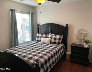 106 S 110th Street - Photo Thumbnail 11