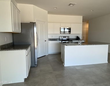 1164 W Del Monte Place - Photo Thumbnail 3
