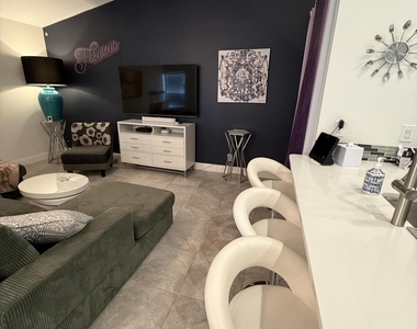 10126 Caoba Street - Photo Thumbnail 11