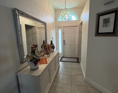 10126 Caoba Street - Photo Thumbnail 10
