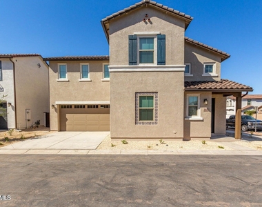 9909 E Tahoe Avenue - Photo Thumbnail 3