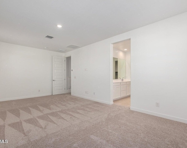 9909 E Tahoe Avenue - Photo Thumbnail 20