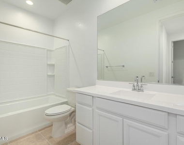 9909 E Tahoe Avenue - Photo Thumbnail 19