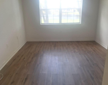 2151 Nw 96th Terrace - Photo Thumbnail 5