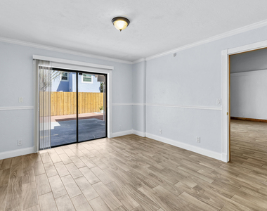 2552 Ella Street - Photo Thumbnail 30