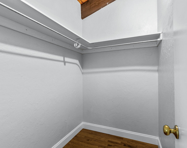 2552 Ella Street - Photo Thumbnail 23