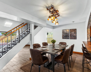 2552 Ella Street - Photo Thumbnail 9