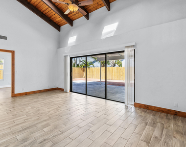 2552 Ella Street - Photo Thumbnail 15