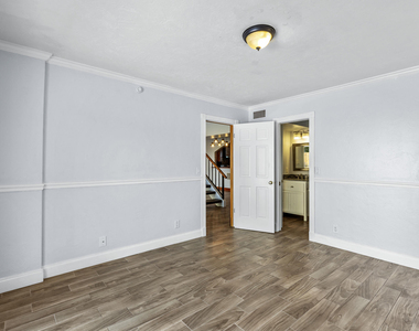 2552 Ella Street - Photo Thumbnail 29