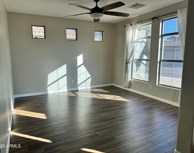 2660 E Chester Drive - Photo Thumbnail 6