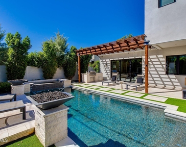 3443 E Campbell Avenue - Photo Thumbnail 19